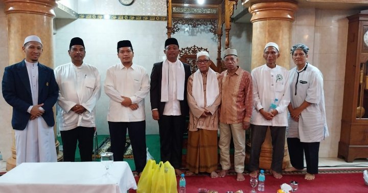 Kolaborasi BKM Nurul Muslimin Jalan Saylendra Medan Baru, STM SPDS dan Pengajan Kaum Ibu Al-Ummahatussolihat Gelar Peringatan Maulid Nabi Muhammad SAW Sukses