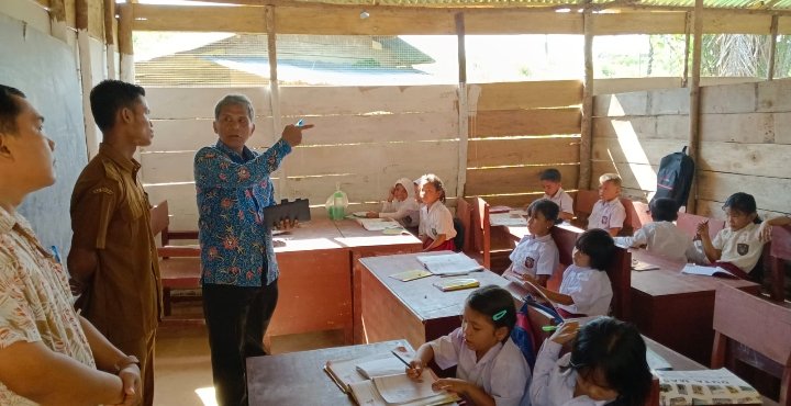 Tim Ombudsman Sumut Sidak SDN 100420 Terpencil di Paluta, Kondisinya Memprihatinkan