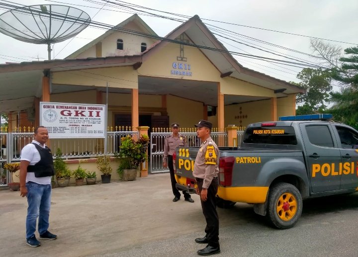 4 Gereja di Wilayah Polsek Kota Kisaran Timur Diberikan Pengamanan
