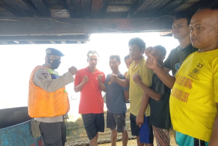 Satpolairud Polres Asahan Patroli Laut di daerah Bagan Asahan