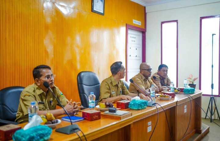 Dalam Rangka Penanganan Kabut Asap dan Kebakaran Hutan Kabupaten Solok Gelar Rapat Koordinasi