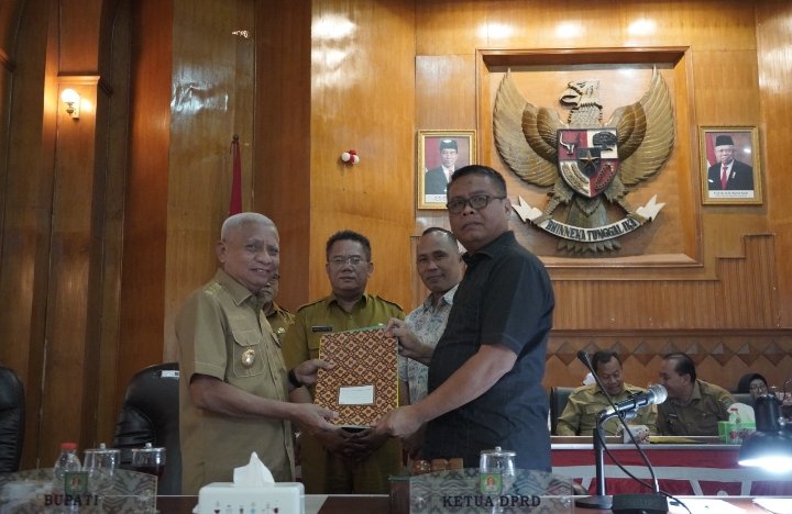 Bupati Asahan Hadir Rapat Paripurna DPRD Kabupaten