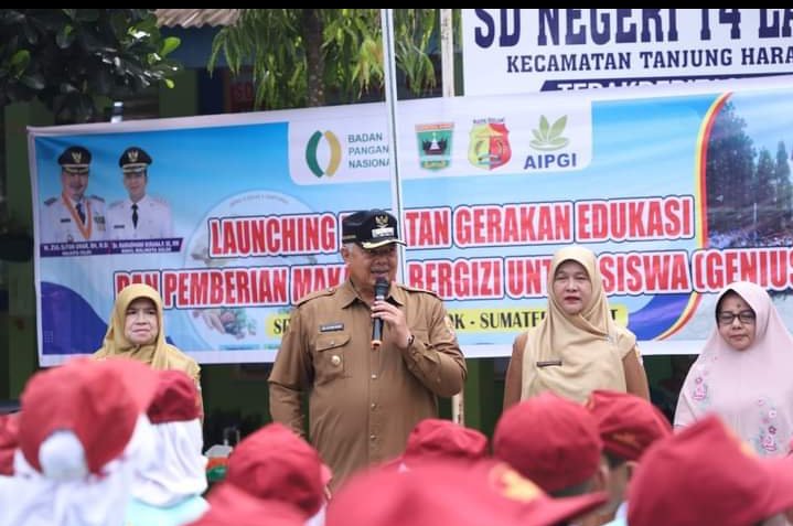 Wako Solok Launching Kegiatan Gerakan Edukasi dan Pemberian Makanan Bergizi Untuk Siswa (Genius) di SD 14 Laing