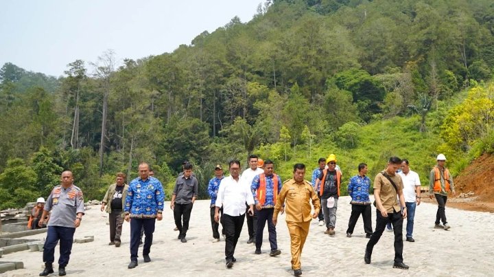 Revitalisasi Objek Wisata Ikan Mas di Sipolha, Bupati Simalungun Minta Jangan Dikerjakan Asal Jadi