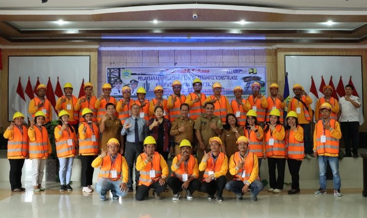 Dinas PUTR Pakpak Bharat Gelar Pelatihan Tenaga Terampil Konstruksi, Jalan dan Gedung