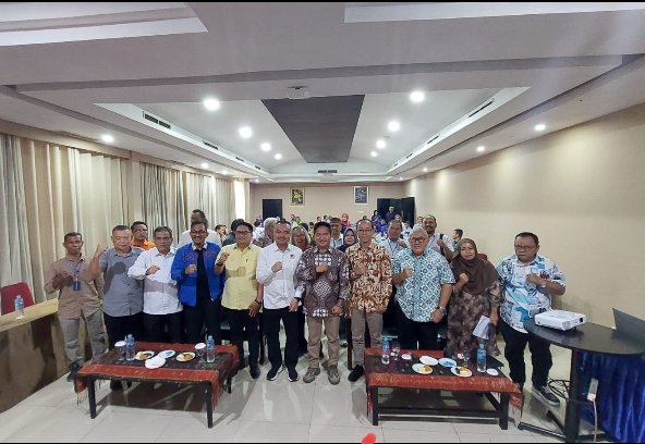 Ketua SPS Sumut H Farianda Putra Sinik: Jangan Pernah Kita Membiarkan Surat Kabar Ini Mati, SPS Sumut Gelar Workshop Jurnalistik Diikuti 80 Peserta