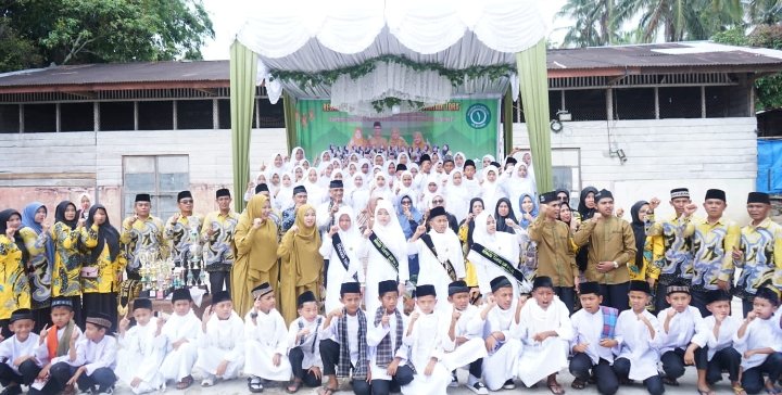 Sebanyak 65 orang Anak Didik Wisuda Tahfidz dan Khatam Iqra
