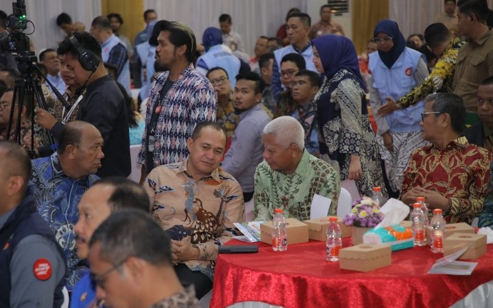 Bupati Asahan Dan Wakil Bupati Asahan Hadiri Roadshow Bus KPK RI 2023 di Medan