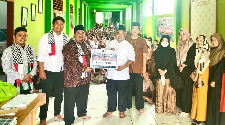 YP Muttaqin Al-Farabi Salurkan Donasi Palestina Rp37 Juta ke DD Waspada