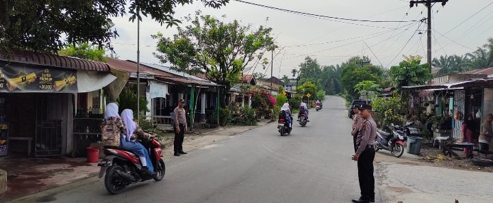 Personil Polsek Prapat Janji Lasanakan Pos Padat Lalin