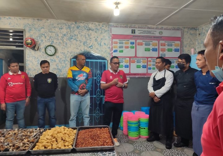 Tingkatkan Pelayanan Bagi WBP, Rutan Klas IIB Balige Hadirkan Chef Profesional