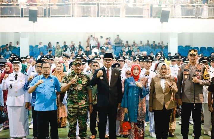 Lantik 256 Kepala Desa Terpilih Ini Pesan Bupati Madina Sukhairi Nasution