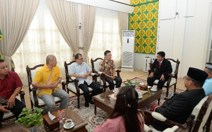 Pj Gubernur Hassanudin Lepas Kontingen Sumut untuk Mengikuti  STG XI Magelang
