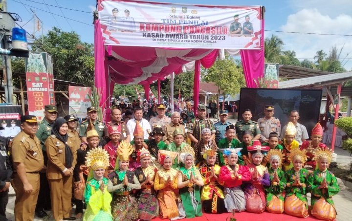 Brigjen TNI Taufik Shobri Bersama Bupati Asahan Hadir Dalam Tim Penilai Kampung Pancasila Kasad Award 2023 di Desa Sipaku Area