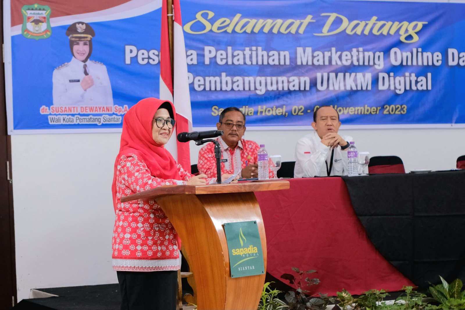Wali Kota membuka Pelatihan Marketing Online dan Pembangunan UMKM Digital