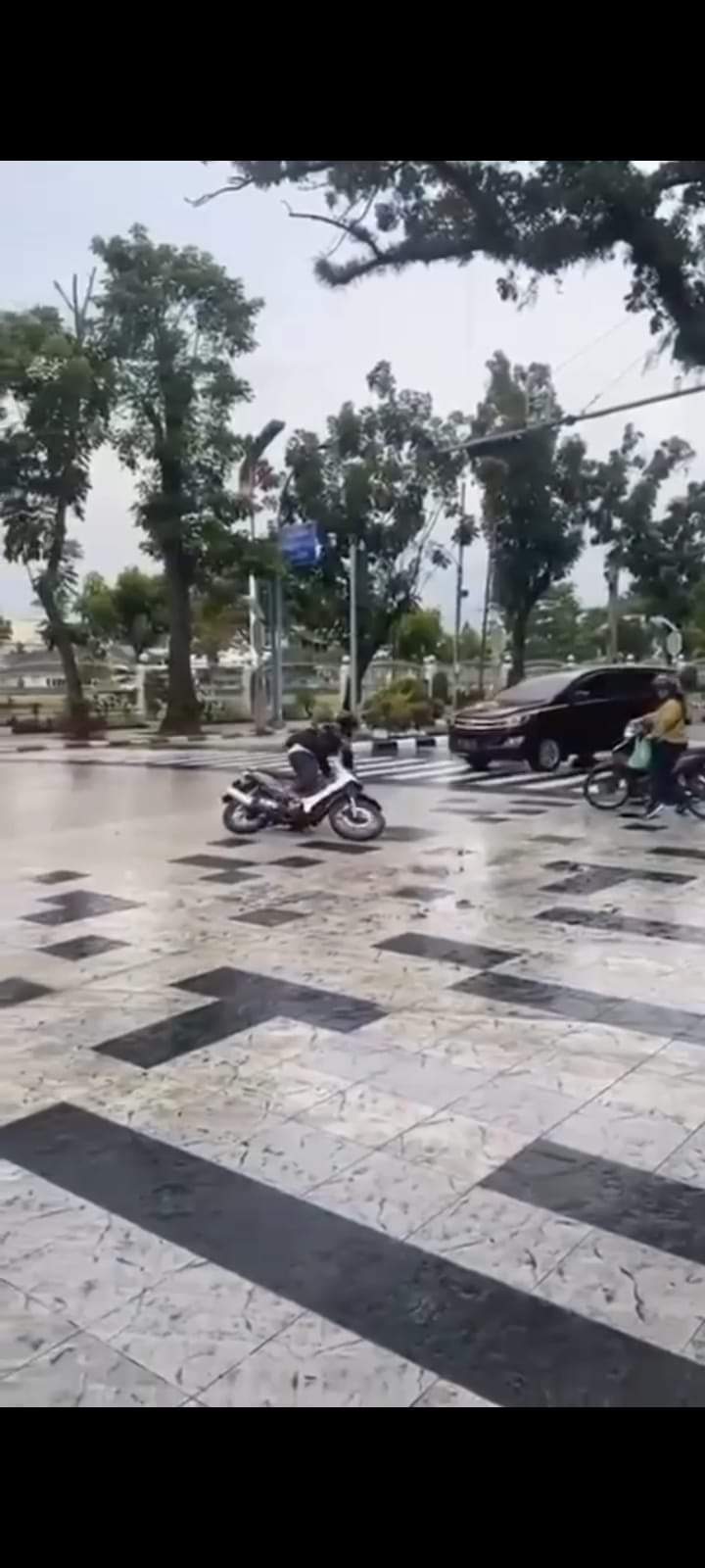 Beton Motif Bawa Petaka, Fraksi PKS Minta Pemko Lakukan Perbaikan