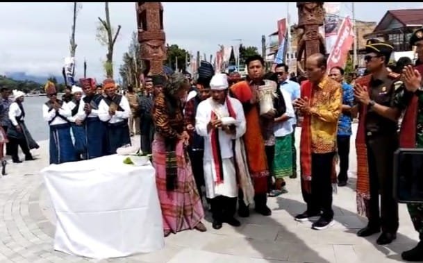 Rangkain Event Aquabike Jetski World Championship di Kabupaten Samosir, Upacara Adat Tanda Peresmian Totem