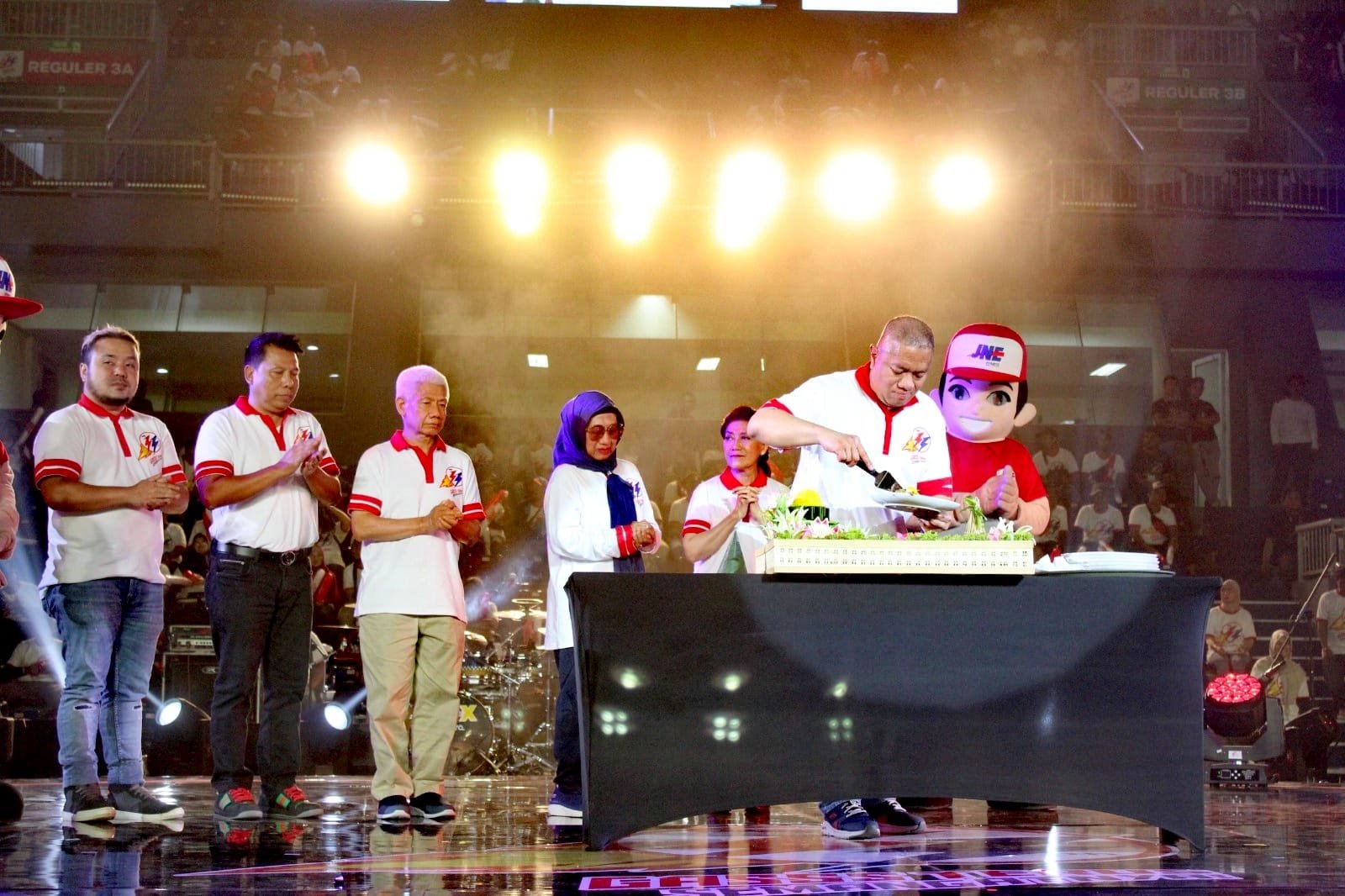 JNE 33 Tahun Gelorakan Gasss Terus Semangatnya