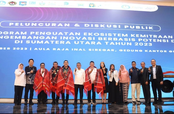 Direktur Polmed Pada Peluncuran dan Diskusi Publik : Pembuatan Policy Brief Sebagai Acuan Menentukan Klaster Inovasi