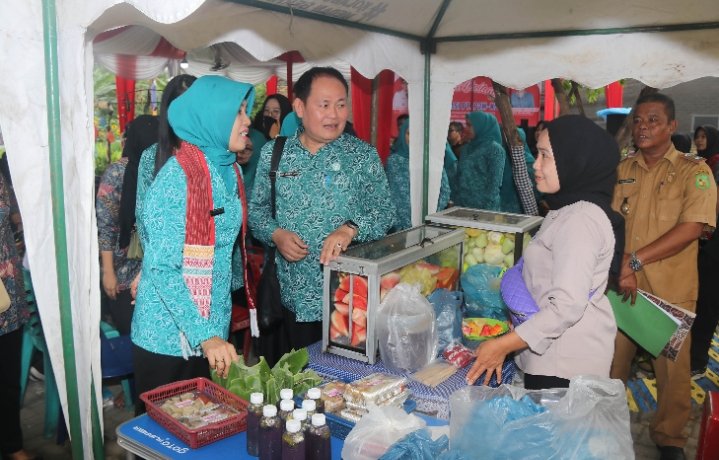TP PKK Sumut Bersama Tim Evaluasi PTP2WKSS Kunjungi Saung Mulia