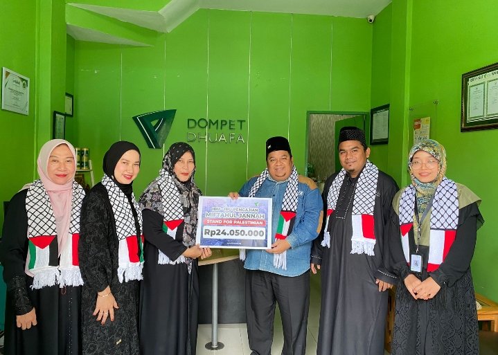 Pengajian Miftahul Jannah PTPN 3 Medan Salurkan Donasi Palestina Rp24 Juta Melalui DD Waspada