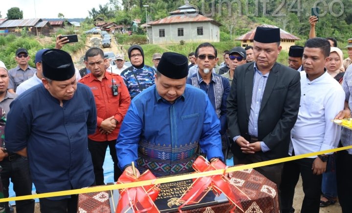 Pembangunan Terus Berjalan, Masyarakat SDH Apresiasi Bupati Tapsel Dolly Pasaribu