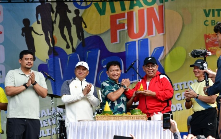 Lepas Peserta Fun Walk, Pj Gubernur Sumut Ingatkan soal Narkoba hingga Pemilu Damai