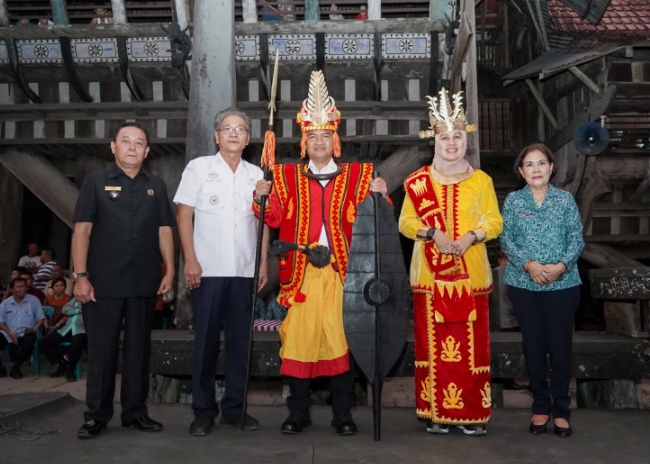 Pj Gubernur Sumut Kunjungi Bawomataluo,  Â Ajak Pemkab Bersama-sama Kembangkan Potensi Nias Selatan