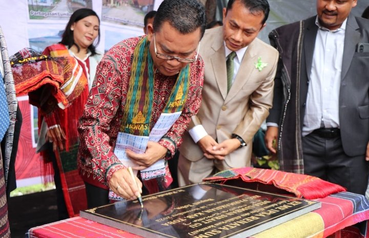 Pesan Bupati Toba di GKPI Resor Patane