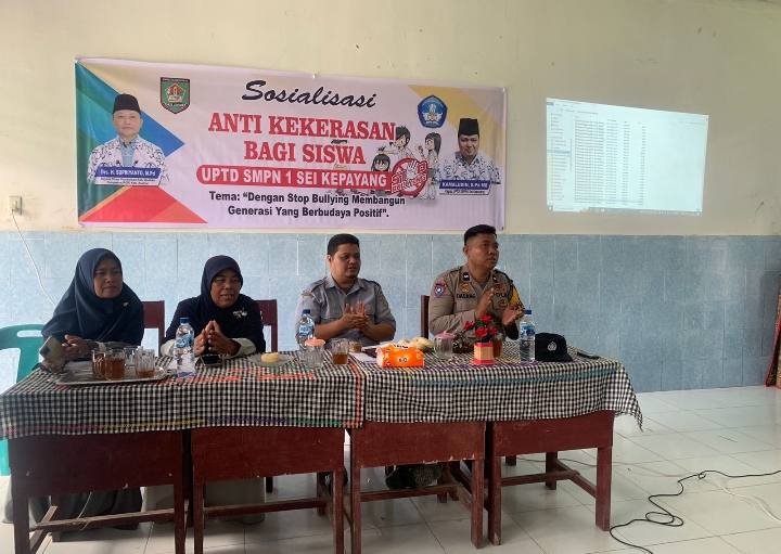 Cegah Bullying, Bhabinkamtibmas Polsek Sei Kepayang Gelar Sosialisasi di UPTD SMP Negeri 1
