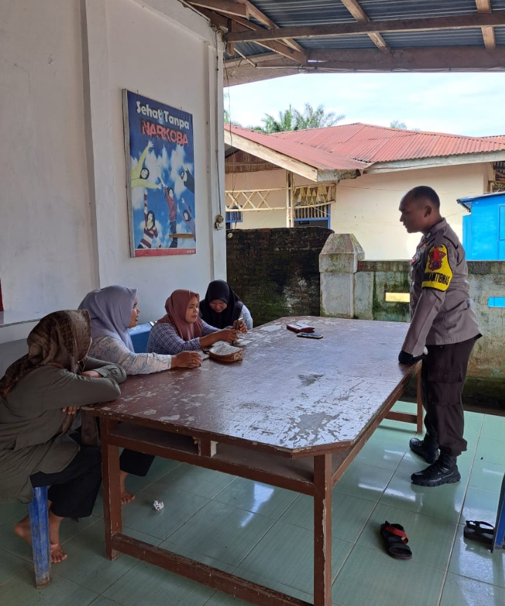 Jaga Kondusifitas Masyarakat, Personel Polsek Bandar Pulau Laksanakan Cooling System