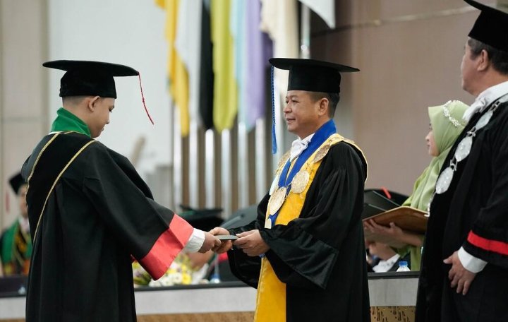 2.279 Wisudawan Dilantik, Rektor: Lulusan USU Telah Penuhi Proses Pembelajaran Critical Thinking