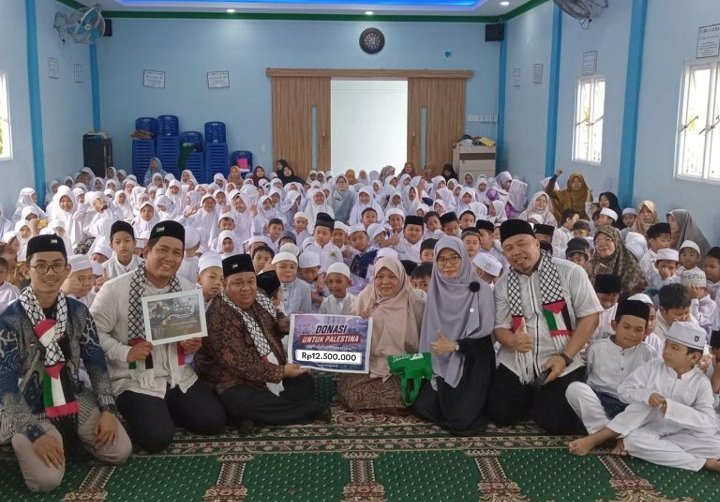 Yayasan Al Jawahir At Tarbawi Bantu Palestina Lewat DD Waspada