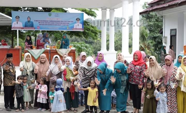 Wabup Madina Buka Giat PMT BAAS, Atika Nasution : Selamatkan Masa Depan Anak dari Stunting