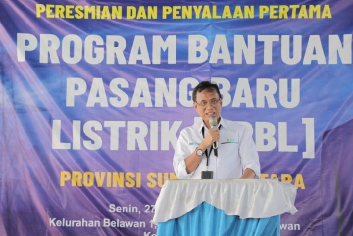Bukti Negara Hadir, 484 Warga Tidak Mampu Nikmati Listrik Melalui Program Bantuan Pasang Baru Listrik