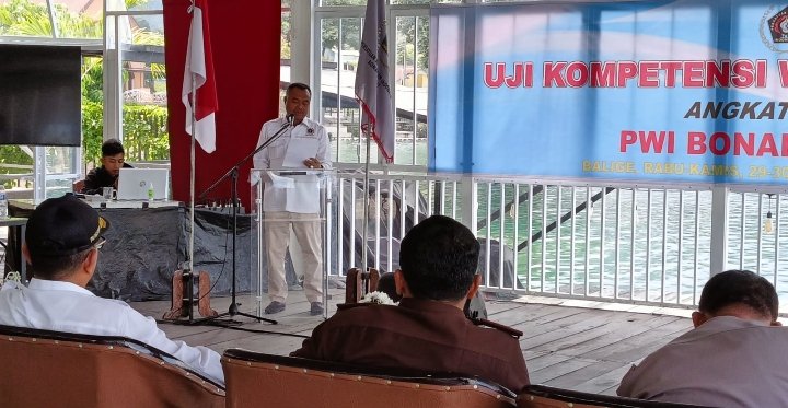 Ketua PWI Sumut Farianda Putra Sinik: Peran Media Garda Terdepan Melawan Berita Hoax