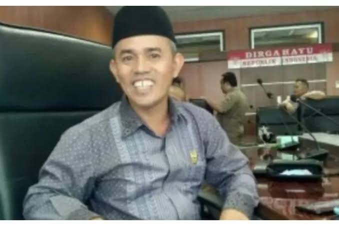 Irwansyah Dukung MUI Keluarkan Fatwa Boikot Produk Israel