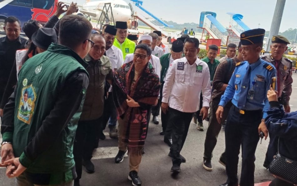Gus Muhaimin Tiba di Bandara Kualanamu Diulosi, Ini Sejumlah Agendanya