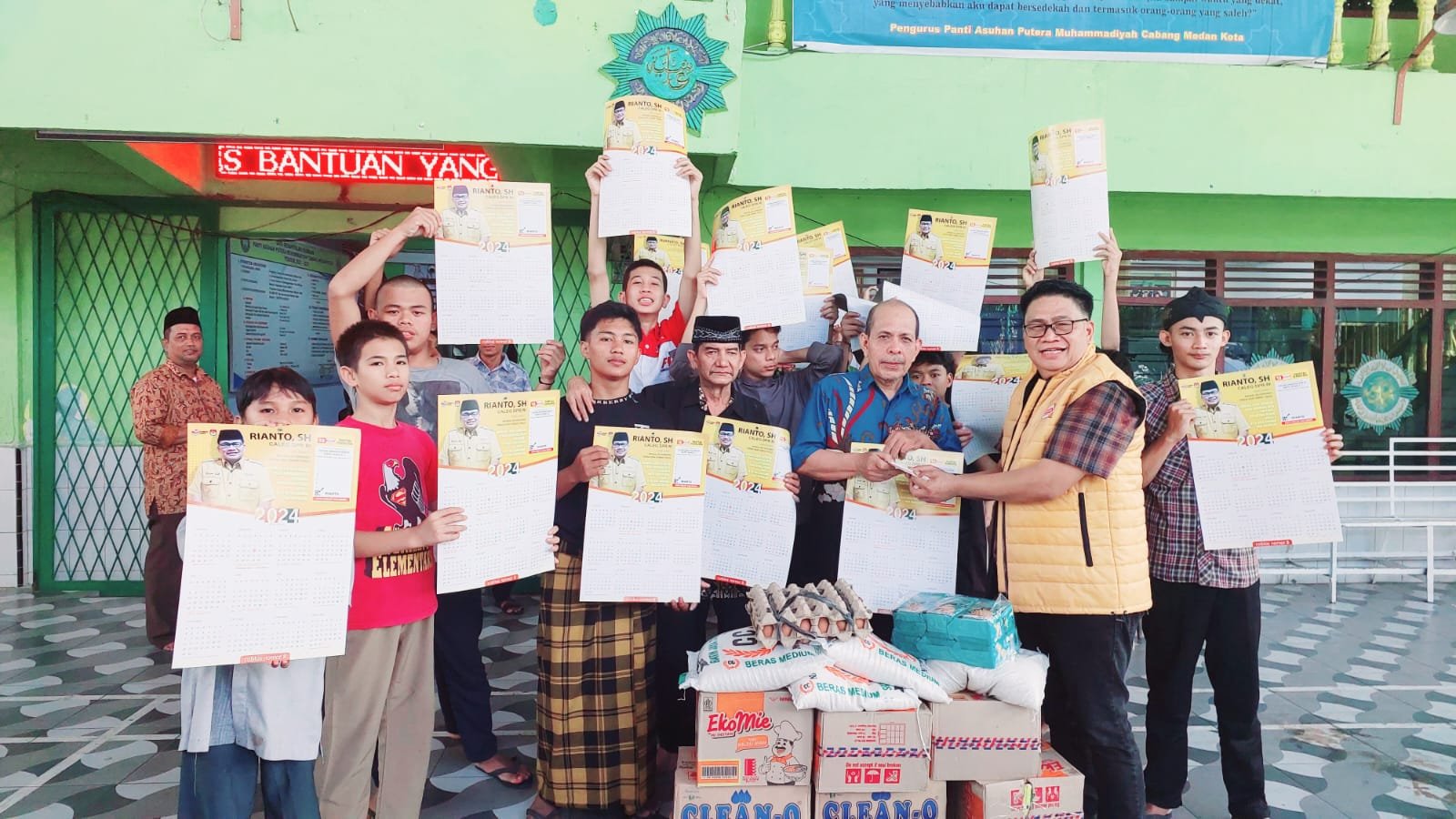 Caleg DPR RI Partai Hanura Rianto SH Kunjungi Panti, Syafii : Semoga Rianto Terpilih Jadi Wakil Rakyat