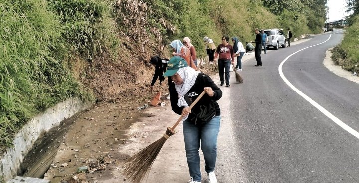 ASN Pemkab Simalungun Laksanakan Haroan Bolon di Kecamatan Purba dan Haranggaol Horisan