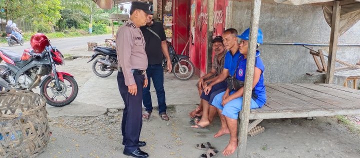 Polisi RW Polsek Prapat Janji Sambang Warga Binaan, Berikan Imbauan Kamtibmas