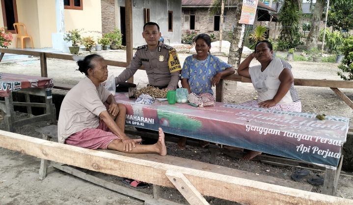 Bhabinkamtibmas Polsek Kota Kisaran Timur DDS di Desa Rawang Pasar IV