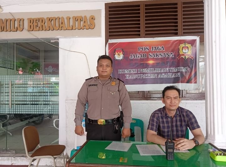 Jaga Situasi Yang Aman dan Kondusif, Personel Polres Asahan PAK Kantor KPU