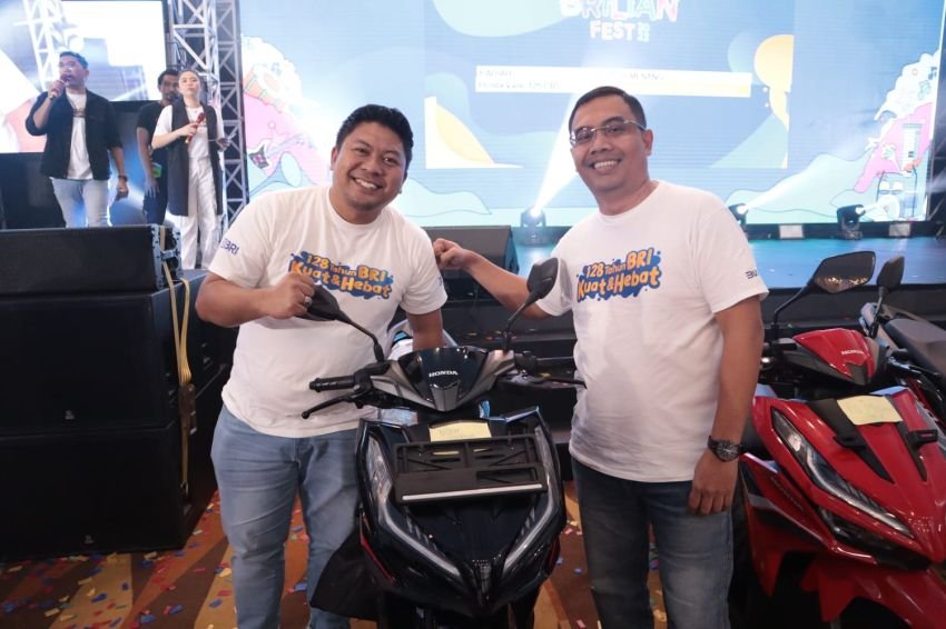 Pekerja BRI Medan Iskandar Muda Menangkan Grandprize Sepeda Motor