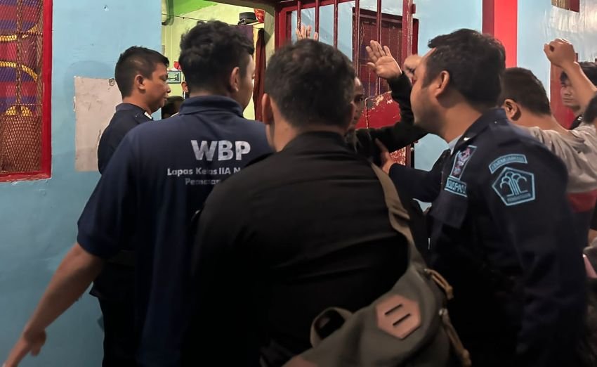 Cegah Gangguan Kamtib, Lapas Narkotika Kelas IIA Pematang Siantar Melaksanakan Razia Insidentil