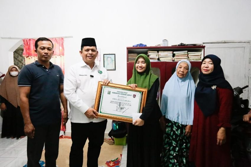 H Ikhwan Lubis Sang Pejuang Duafa Kunjungi Juara 1 Dunia MTQ di Aljazair