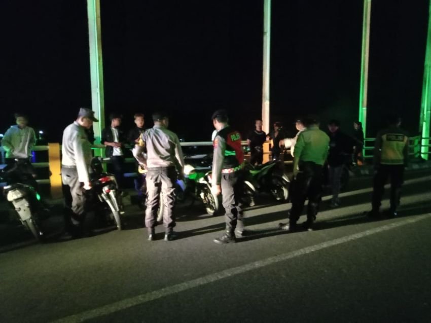 Berikan Rasa Aman dan Nyaman kepada Masyarakat, Kapolsek Barus Amankan 19 Sepeda Motor Gunakan Knalpot Blong