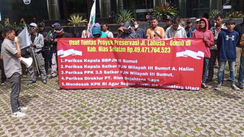 AMP Sumut Demo di KPK, Minta Panggil Bupati Madina dan Wakil Kisruh PPPK