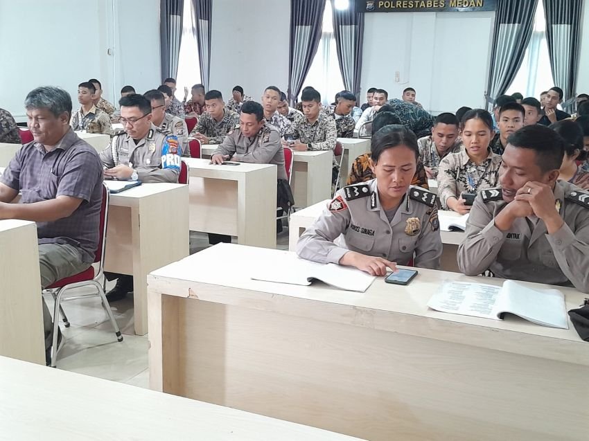 Polrestabes Medan Gelar Binrohtal Bagi Personel Beragama Nasrani