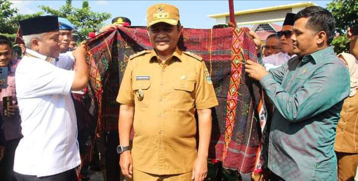 Plt Bupati Sambut Kunker Pj Gubernur Sumut dengan diulosi Tokoh Masyarakat Palas